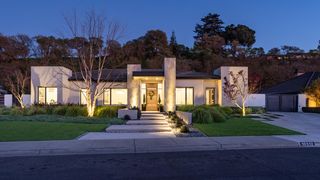 10312 Fox Borough Dr, Oakdale, CA 95361