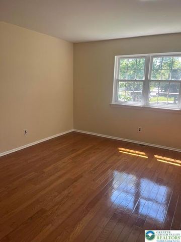 1701 Independence Court, South Whitehall Twp, PA 18104