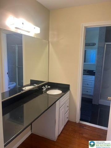 1701 Independence Court, South Whitehall Twp, PA 18104