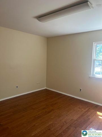 1701 Independence Court, South Whitehall Twp, PA 18104