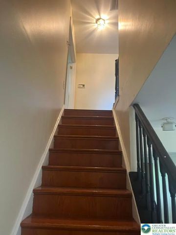 1701 Independence Court, South Whitehall Twp, PA 18104