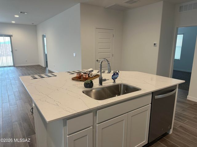 5497 W Summer View, Marana, AZ 85658