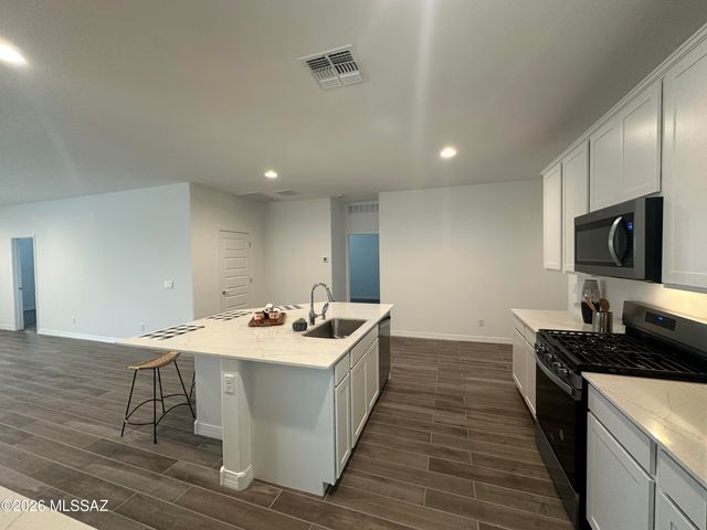 5497 W Summer View, Marana, AZ 85658