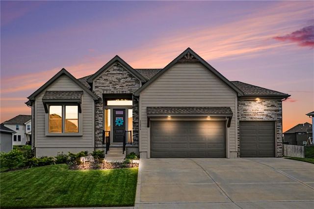 23834 W 58th Place, Shawnee, KS 66226