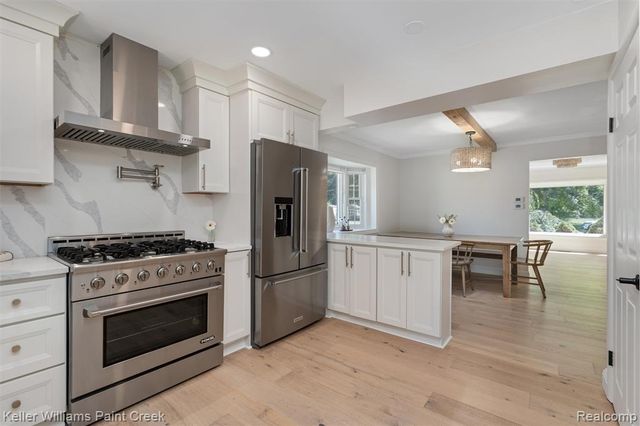 3302 Grant Road, Rochester Hills, MI 48309