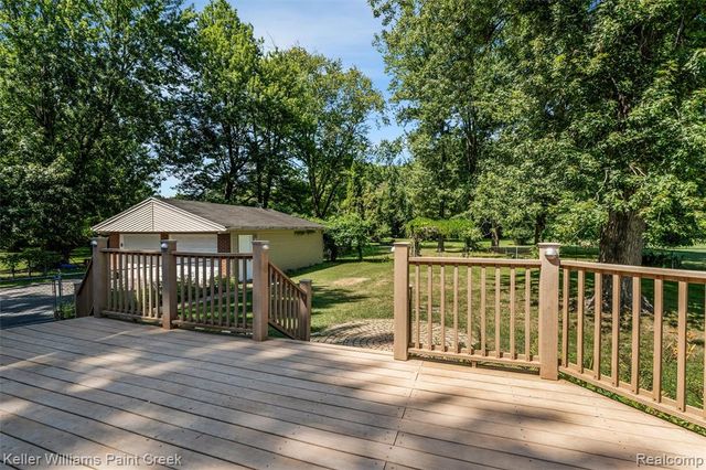 3302 Grant Road, Rochester Hills, MI 48309