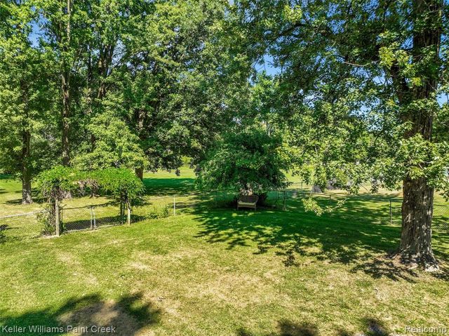 3302 Grant Road, Rochester Hills, MI 48309