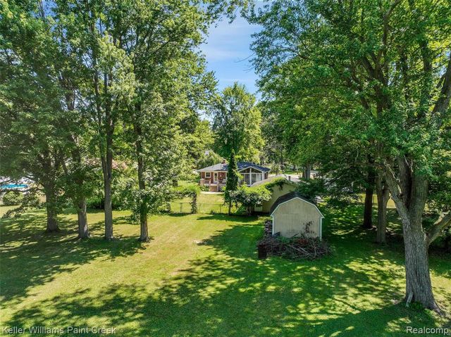 3302 Grant Road, Rochester Hills, MI 48309