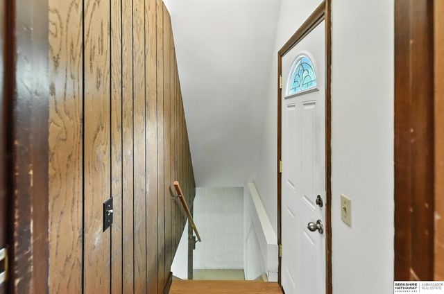 6317 Camden Avenue, Omaha, NE 68104