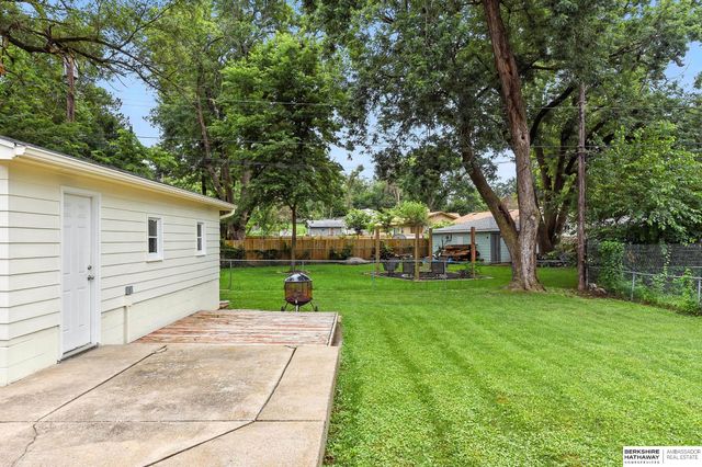 6317 Camden Avenue, Omaha, NE 68104