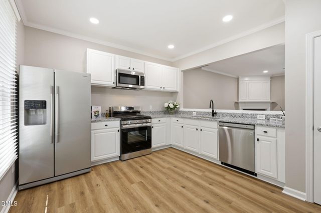 4325 Vienna Crest Drive, Raleigh, NC 27613