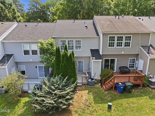 4325 Vienna Crest Drive, Raleigh, NC 27613