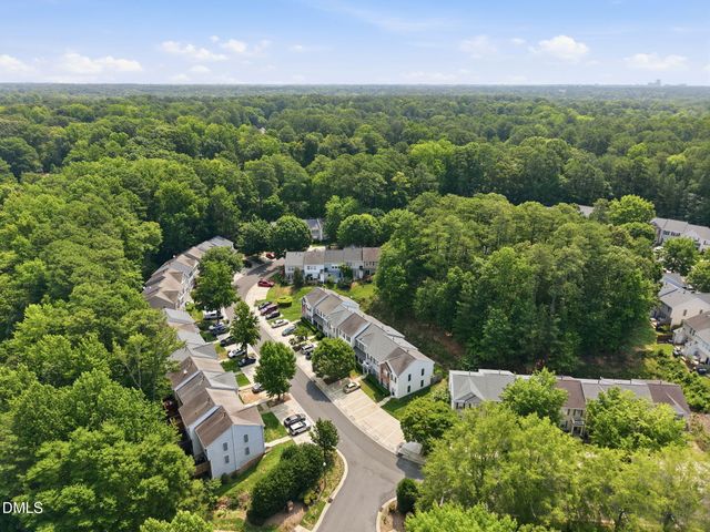 4325 Vienna Crest Drive, Raleigh, NC 27613