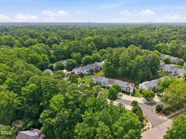 4325 Vienna Crest Drive, Raleigh, NC 27613