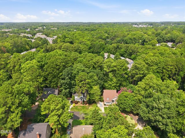 4325 Vienna Crest Drive, Raleigh, NC 27613