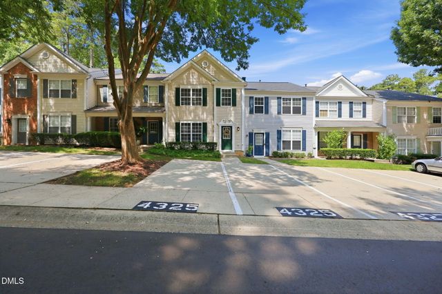 4325 Vienna Crest Drive, Raleigh, NC 27613