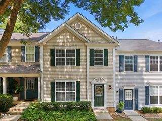 4325 Vienna Crest Drive, Raleigh, NC 27613