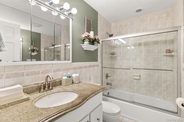 10 Denise Drive, North Babylon, NY 11703