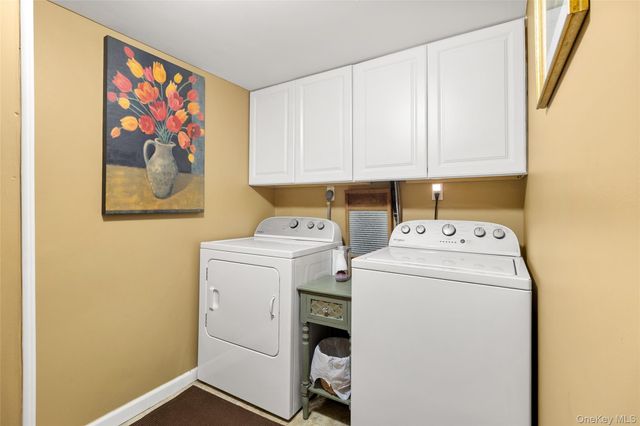 10 Denise Drive, North Babylon, NY 11703