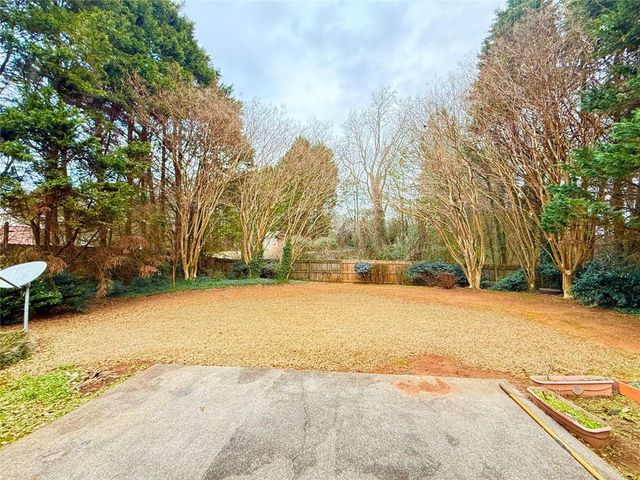 1070 Rafington Drive, Lawrenceville, GA 30046