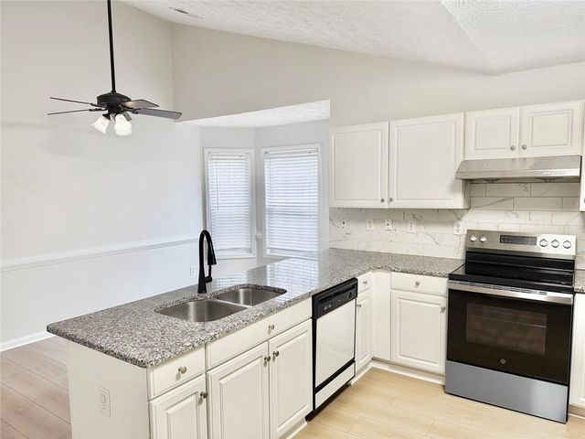 1070 Rafington Drive, Lawrenceville, GA 30046