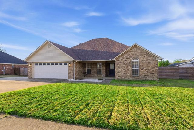 19 Cardinal Way, Vilonia, AR 72173