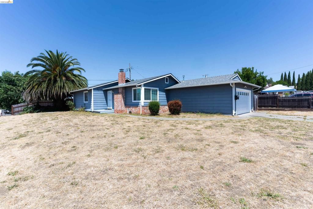 Image 3 of property listing at 103 Dieninger St., Vallejo, CA 94589