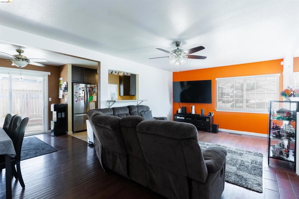 Image 6 of property listing at 103 Dieninger St., Vallejo, CA 94589
