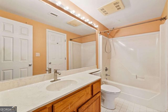 3481 Lakeside Drive NE 1905, Atlanta, GA 30326