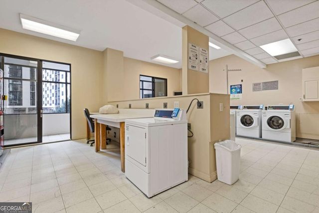 3481 Lakeside Drive NE 1905, Atlanta, GA 30326