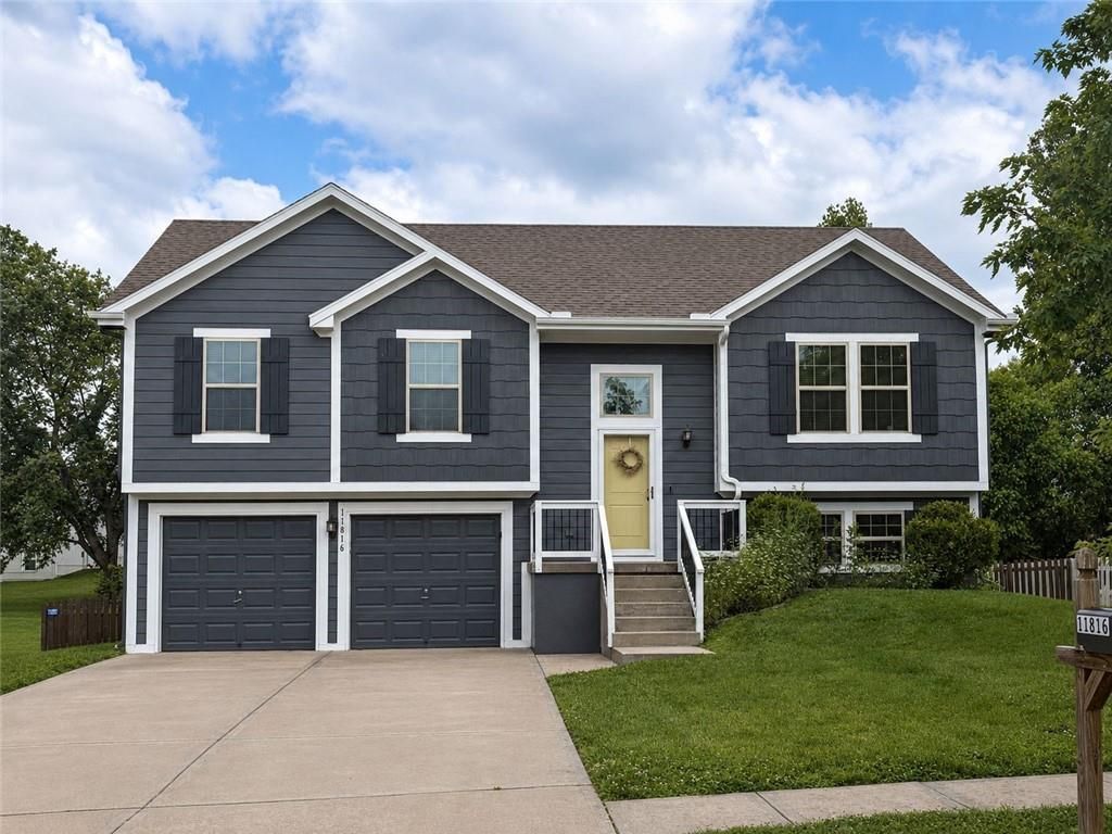 11816 N Belmont Avenue, Kansas City, MO 64156