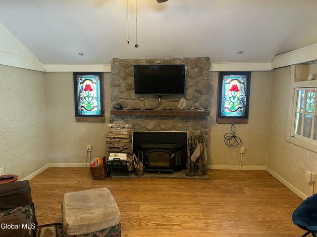 531 Sullivan Way, Jackson, NY 12816