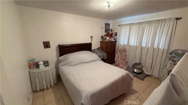 16087 Spruce, Hesperia, CA 92345