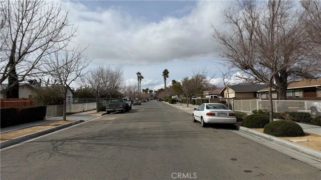 16087 Spruce, Hesperia, CA 92345