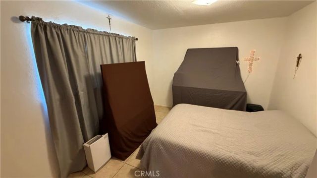 16087 Spruce, Hesperia, CA 92345