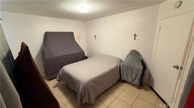 16087 Spruce, Hesperia, CA 92345
