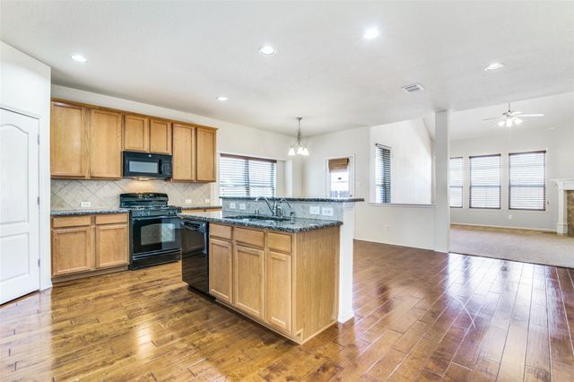 9400 Harrell Drive, Mckinney, TX 75072