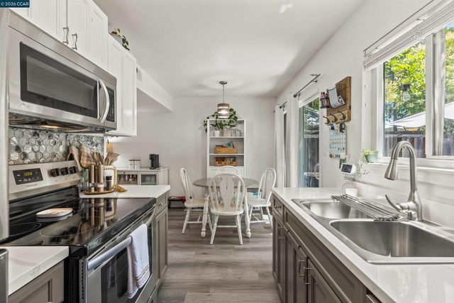 126 Muir Rd, Martinez, CA 94553