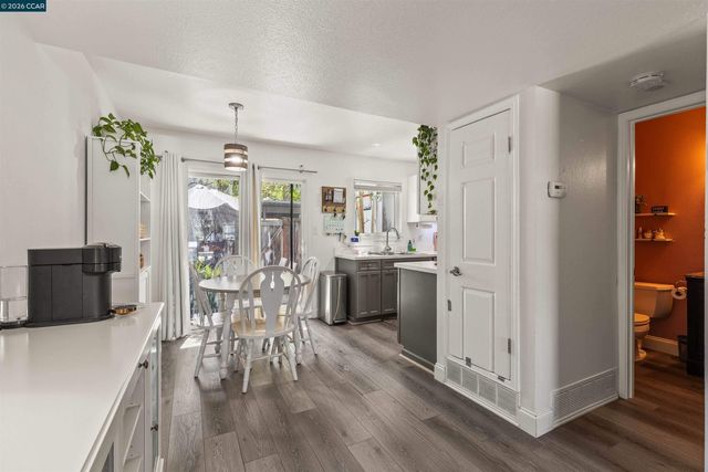 126 Muir Rd, Martinez, CA 94553
