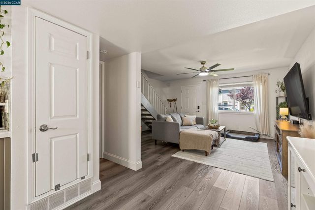 126 Muir Rd, Martinez, CA 94553