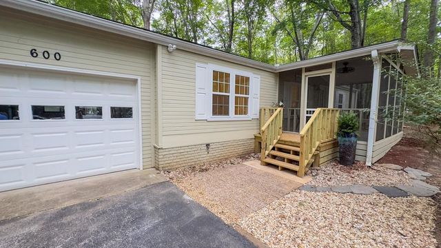 600 Lakeside Drive, Blairsville, GA 30512