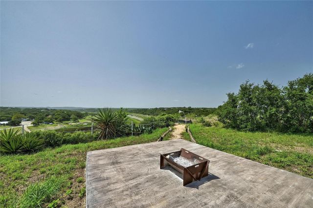 25625 Pedernales Point DR, Spicewood, TX 78669