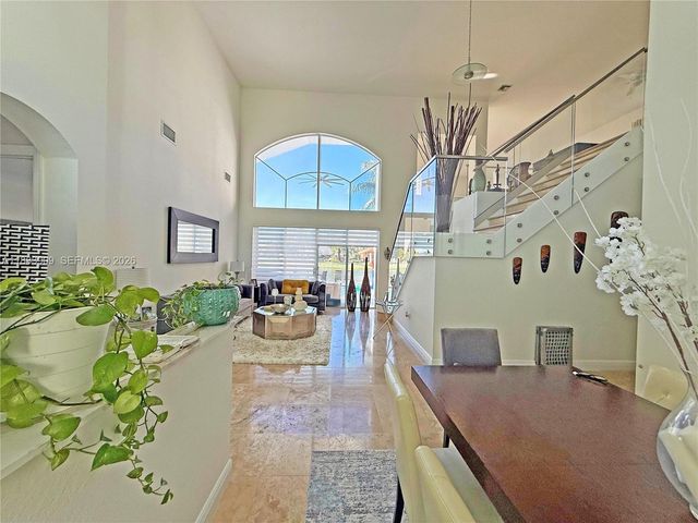 18560 SW 44th St, Miramar, FL 33029