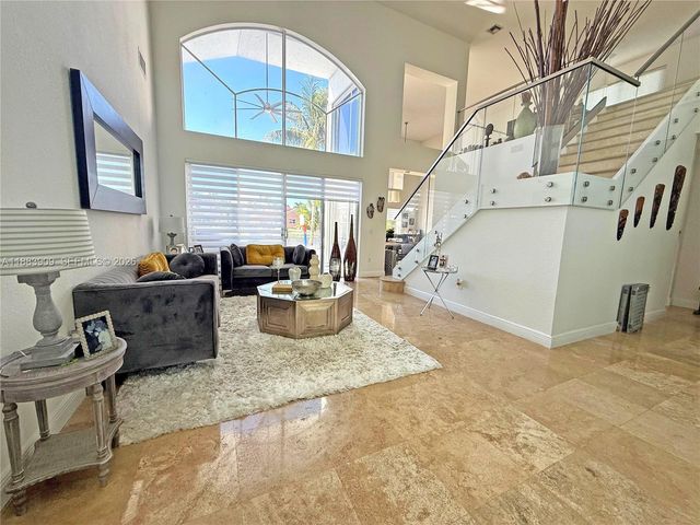 18560 SW 44th St, Miramar, FL 33029