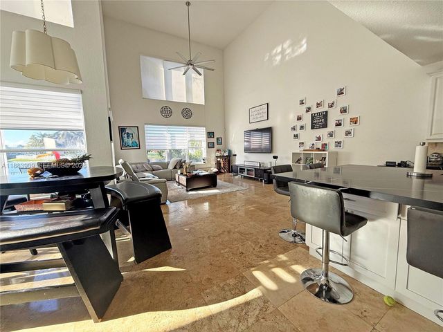 18560 SW 44th St, Miramar, FL 33029