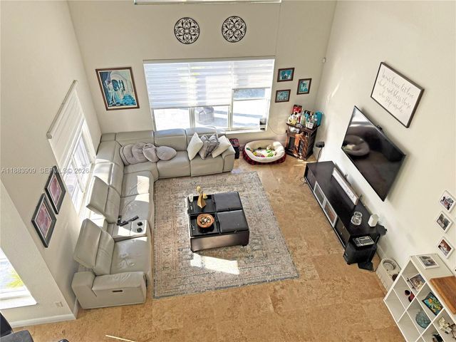 18560 SW 44th St, Miramar, FL 33029