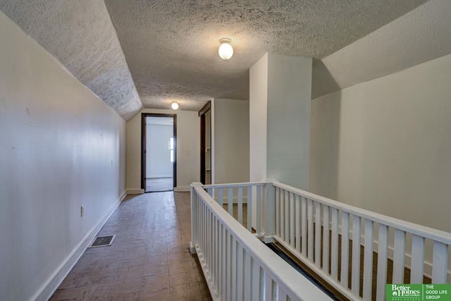 3023 Larimore Avenue, Omaha, NE 68111