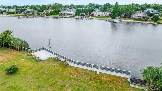 50 Cedar Lane, Babylon, NY 11702