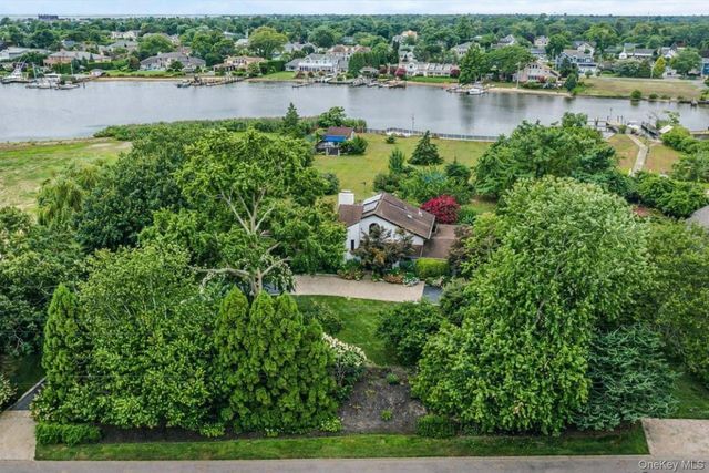 50 Cedar Lane, Babylon, NY 11702