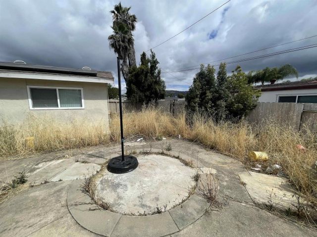 2039 E Washington, Escondido, CA 92027